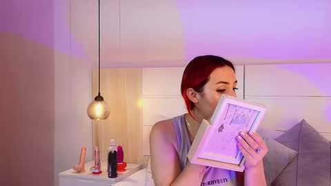 Dakota-Megan online show from 10-09-25, 05:11