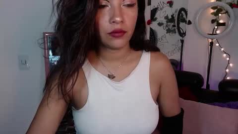 Caroliina online show from 11-11-25, 08:20