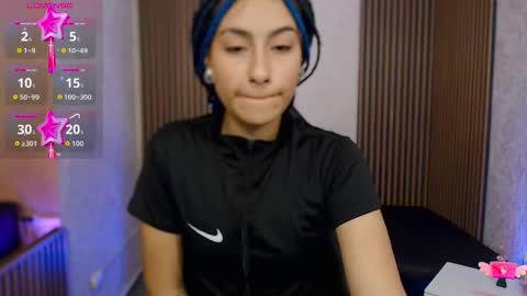 Snapshot of dakota_tay1 chatting on 10-19-25, 03:40 Dakota online show from 10-19-25, 03:40