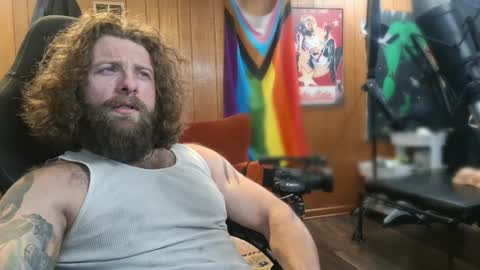 Snapshot of dakotadixxon chatting on 01-07-25, 06:38 Dakota Dixxon online show from 01-07-25, 06:38