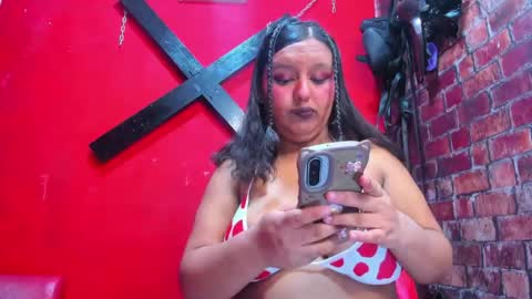 Mariana online show from 04-16-26, 03:51