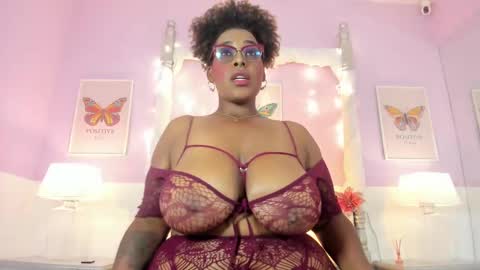 Snapshot of dakotasexshow2 chatting on 02-21-25, 07:54 Dakota Sex Show online show from 02-21-25, 07:54