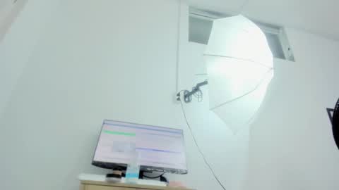  Ren  online show from 11-09-25, 12:20