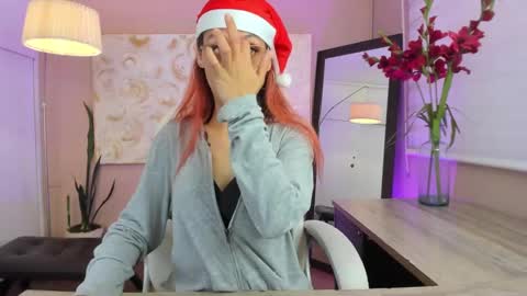 Snapshot of dalia_garrett chatting on 12-24-24, 02:12 Dalia online show from 12-24-24, 02:12