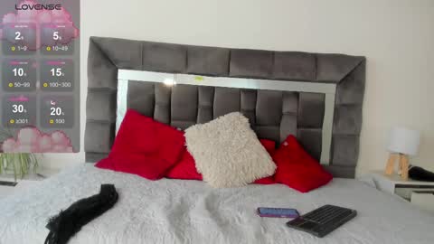 dalia_lux_ online show from 09-09-25, 01:10