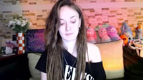 Dalia  online show from 09-25-25, 09:24