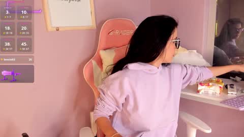 Snapshot of daliajohnson_ chatting on 01-25-25, 04:02 leila williams online show from 01-25-25, 04:02