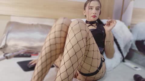 leila williams online show from 04-11-26, 09:57