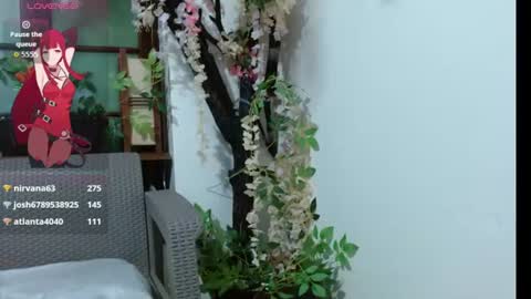 Snapshot of daliila_queen chatting on 06-15-26, 01:30 dalila online show from 06-15-26, 01:30