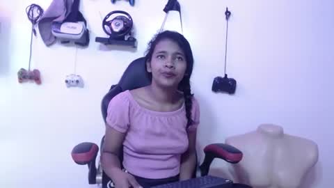 Snapshot of daliila_queen chatting on 07-02-26, 07:31 dalila online show from 07-02-26, 07:31