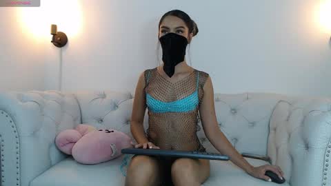 Dalila Ali  online show from 03-31-26, 10:10