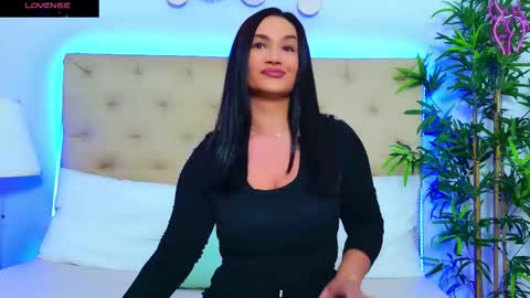 daliyaa_ online show from 10-02-25, 12:01