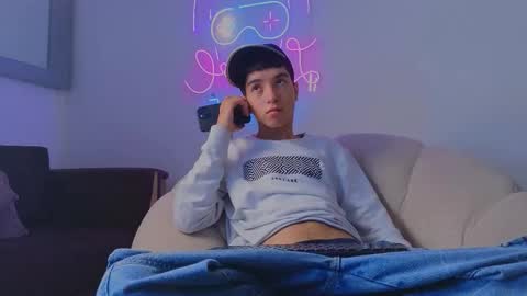 Dallen Grant online show from 12-18-25, 12:11