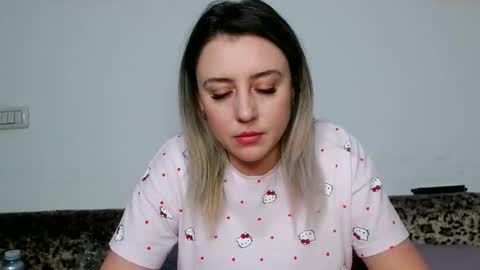 Maria online show from 04-08-26, 09:04