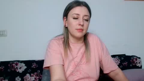 Snapshot of dalyana22 chatting on 05-05-26, 08:39 Maria online show from 05-05-26, 08:39