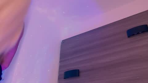         online show from 02-20-26, 06:59