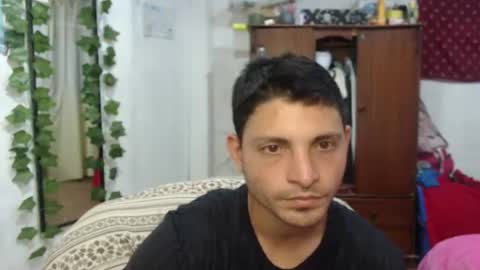 Snapshot of damian_29 chatting on 06-23-26, 10:41 Damian online show from 06-23-26, 10:41