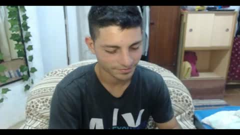 Snapshot of damian_29 chatting on 07-20-26, 11:29 Damian online show from 07-20-26, 11:29