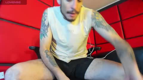 Snapshot of damian_bulls chatting on 02-09-26, 12:53 ---Damian--- online show from 02-09-26, 12:53