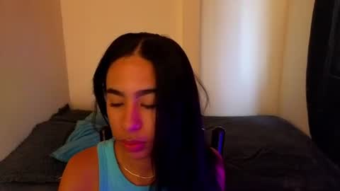 Snapshot of damian_n_lissa chatting on 05-12-26, 12:46 damian_n_lissa online show from 05-12-26, 12:46