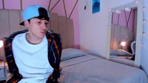 Damian   Maya online show from 03-11-25, 03:48