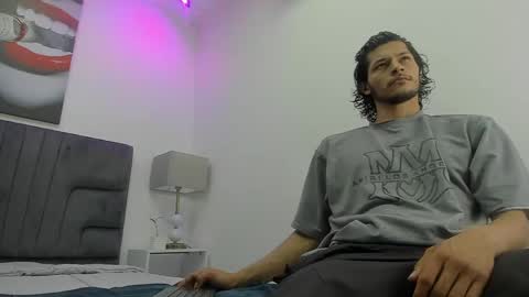Snapshot of damian_vadim chatting on 04-28-26, 11:15 Damian Vadim online show from 04-28-26, 11:15