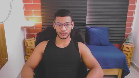 Snapshot of damiann_rees chatting on 03-07-25, 12:45 instagram damiannreed. online show from 03-07-25, 12:45