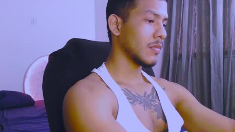 instagram damiannreed. online show from 03-12-26, 01:28