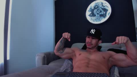 Snapshot of dammianmilleroficial chatting on 03-01-26, 04:09 INSTAGRAM DAMMIANMILLEROFICIAL online show from 03-01-26, 04:09