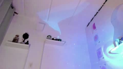 Snapshot of damn_that_booty chatting on 04-28-26, 10:37 Criss online show from 04-28-26, 10:37