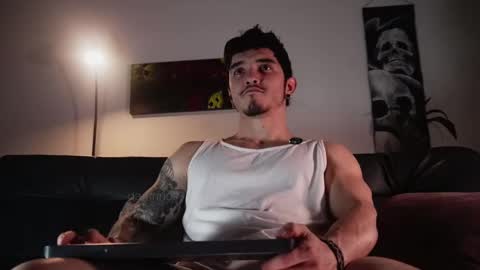 insta damn8   ---         -----  online show from 05-02-26, 11:32
