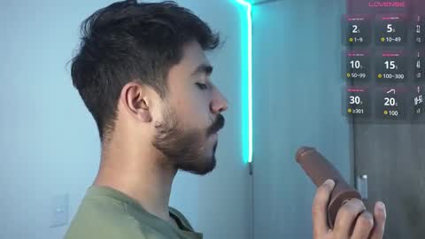 damon_frost online show from 12-21-24, 02:19