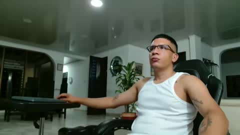 damyan_2003 online show from 03-16-26, 03:23