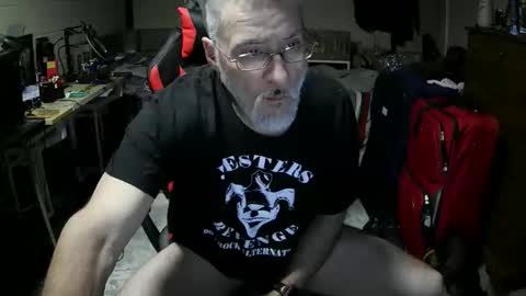 Snapshot of dan137111 chatting on 04-29-26, 11:25 dan137111 online show from 04-29-26, 11:25