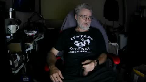 Snapshot of dan137111 chatting on 07-17-26, 10:44 dan137111 online show from 07-17-26, 10:44