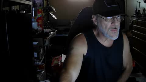 Snapshot of dan137111 chatting on 08-01-26, 05:01 dan137111 online show from 08-01-26, 05:01