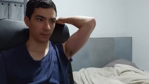 x  x online show from 05-03-26, 01:55