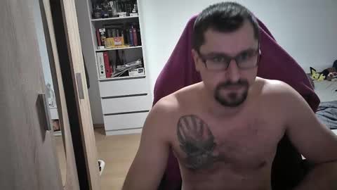 King Dan online show from 02-18-25, 07:52