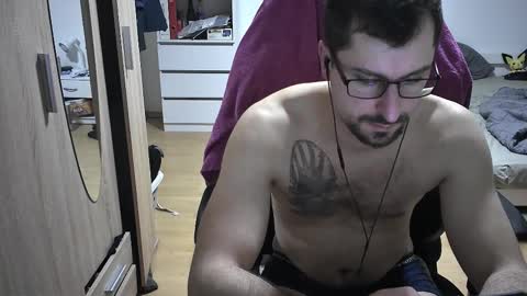 King Dan online show from 03-12-25, 07:38