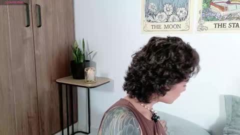 Bluemoon online show from 11-12-25, 05:57