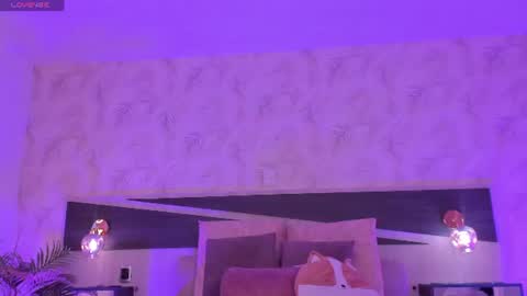 Snapshot of dana_haze chatting on 06-11-26, 02:11 Dana online show from 06-11-26, 02:11