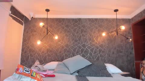    online show from 11-15-25, 10:26