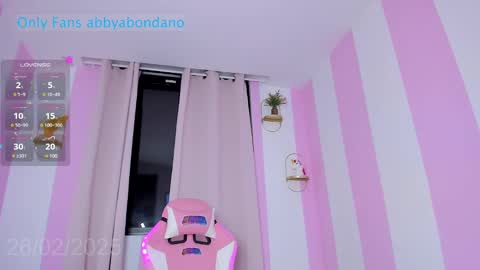 Snapshot of danafinet chatting on 02-26-25, 08:26 A B B Y online show from 02-26-25, 08:26