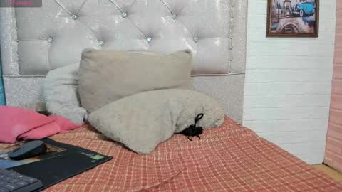 danamontana online show from 03-10-26, 08:47