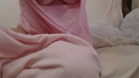 Snapshot of danaperfect chatting on 12-24-24, 11:49 Daniella online show from 12-24-24, 11:49