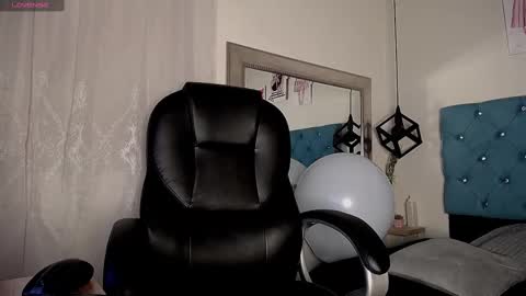 Snapshot of dandarkie01 chatting on 03-10-25, 12:51 dandarkie online show from 03-10-25, 12:51