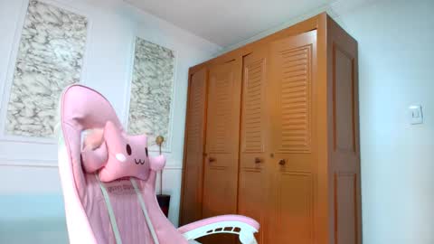 Danella Houston online show from 11-05-25, 07:14