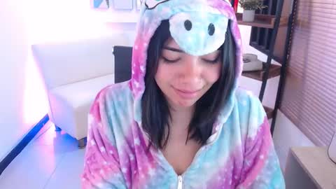 Veronica online show from 02-07-26, 10:41