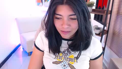 Veronica online show from 02-20-26, 11:54