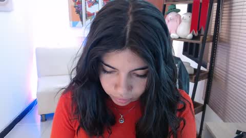 Veronica online show from 05-20-26, 11:49